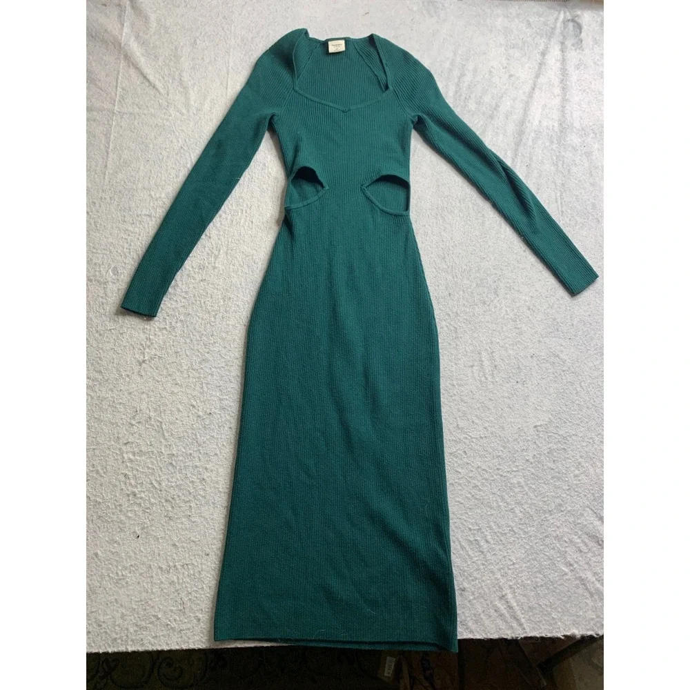 wedding guest dress near me Ever-Pretty Charming Short Sleeves V-Neck Mother of the Bride with Floral Applique Suitable for spring Drop: CW5 2026 Satin Slip Formal Midi Size (US):16